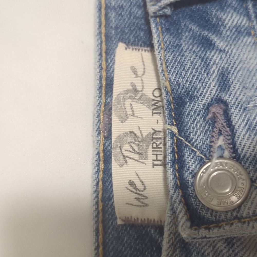 NWT Free People shorts size 32 or size 14 - Picture 3 of 4
